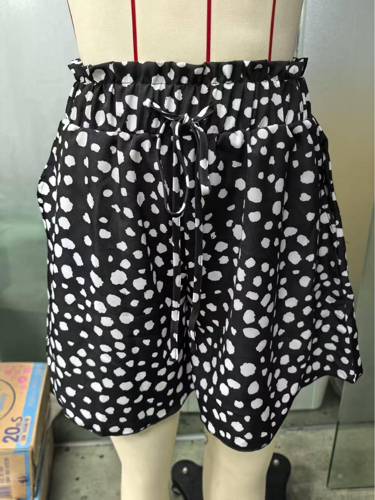 2026 Spring/Summer Women's High-Waisted Floral A-Line Casual Shorts - European Style, Versatile Vacation Wear