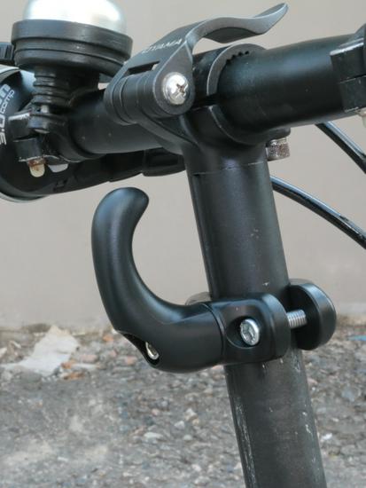 Universal No-Drill Non-Slip Hook for Electric Vehicles, Tricycles, and Motorcycles - Ideal for Helmets and Backpacks