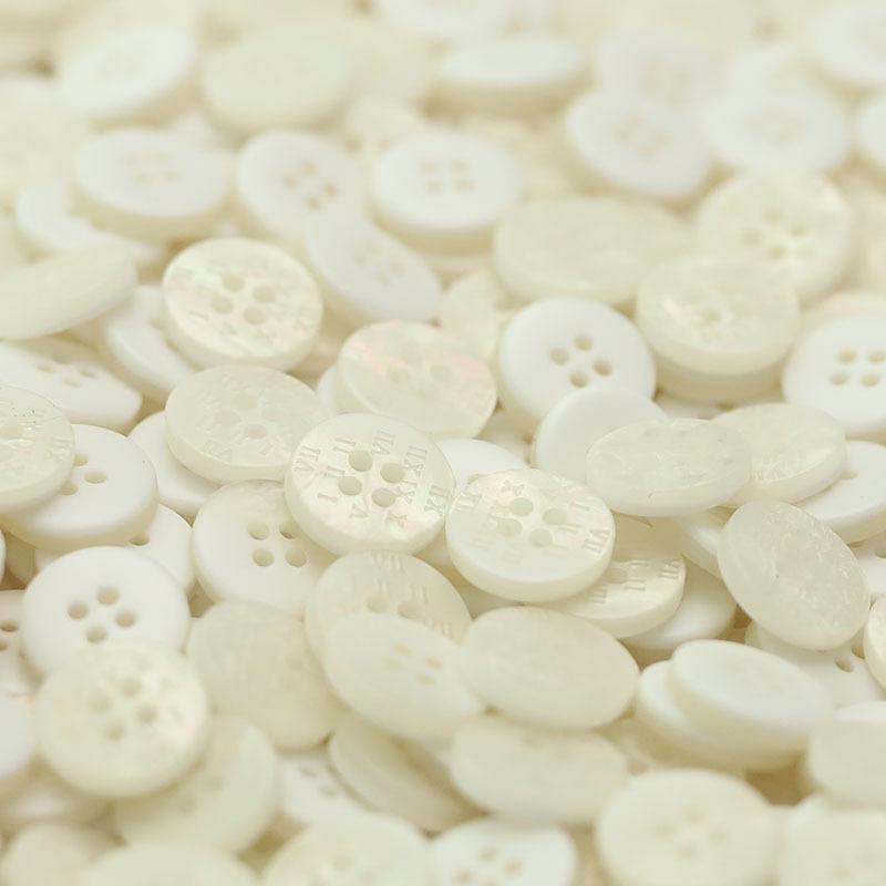 

5 шт. пуговицы с четырьмя глазами из смолы с буквами для воротника рубашки, черные, белые, имитация ракушки, вязаный кардиган, верхняя одежда, аксессуары 2 #[11mm2613 four-eye VXII white]