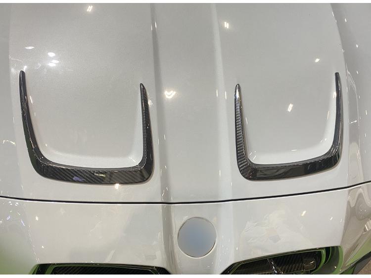 

Совместимые BMW M3/M4 G80/G82 Вентиляционные отверстия капота и передние канарды из углеродного волокна в стиле MP/VS