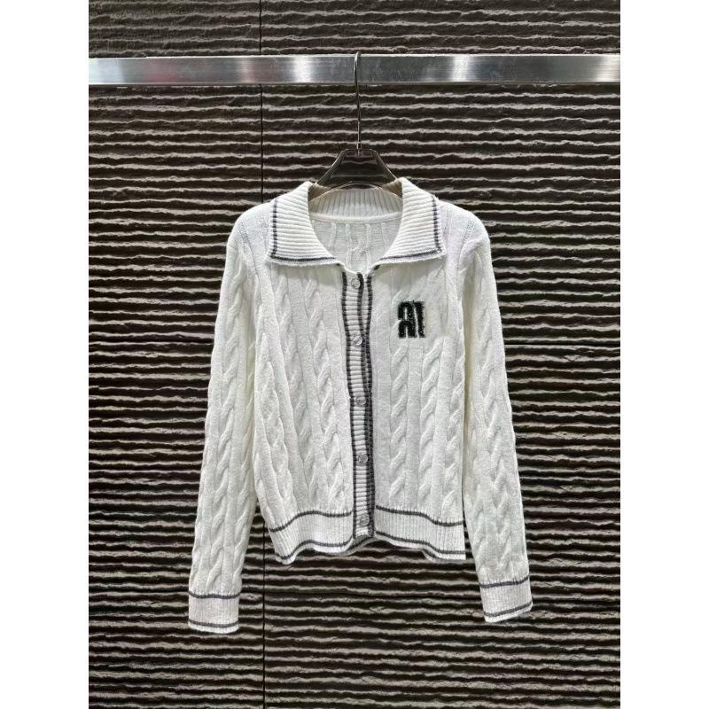 Miu Style 2025 Winter Knit Lapel Cardigan with Letter Print – Age-Reducing, Casual, and Versatile.