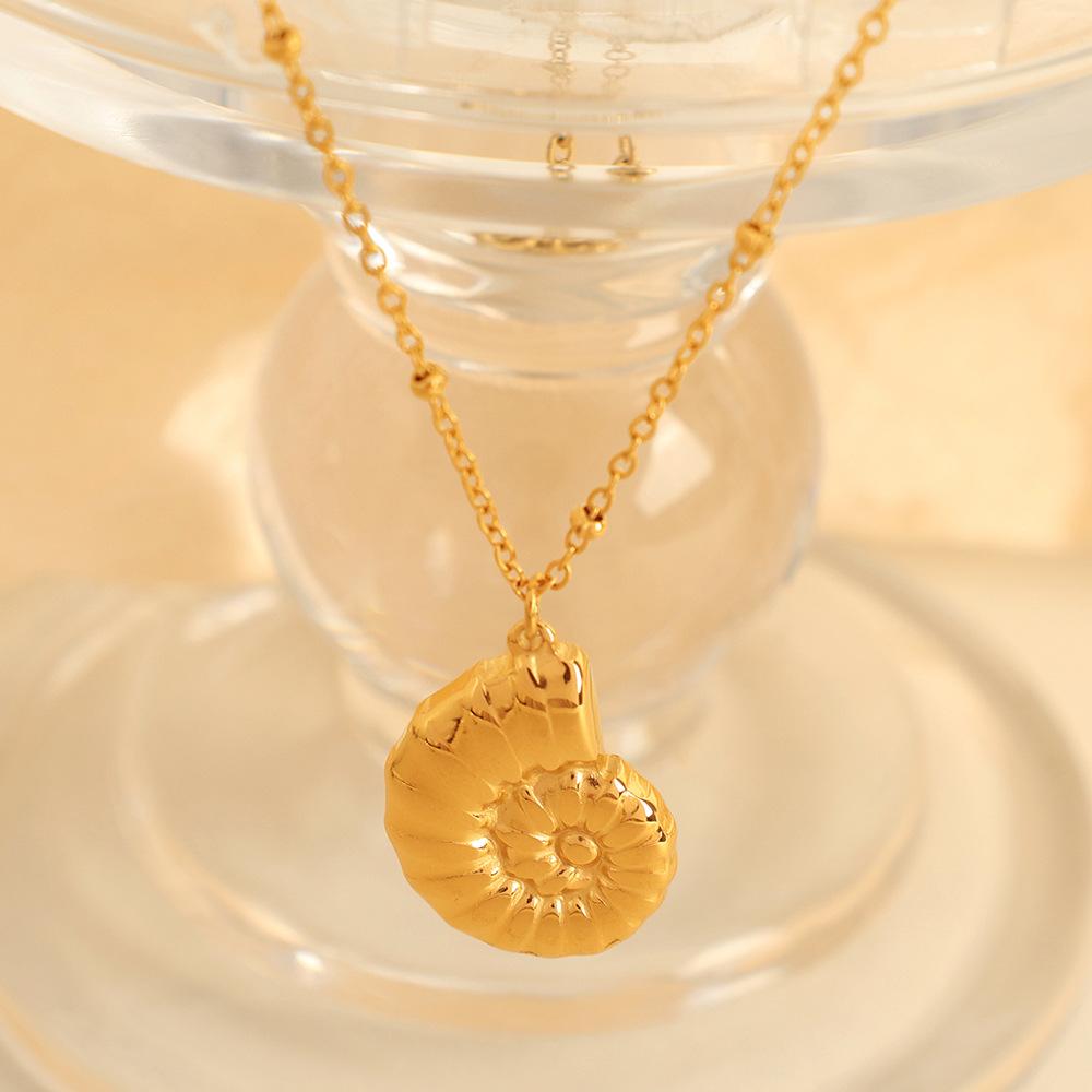 European and American 2026 Style Marine Series Necklace 18K Gold Plating Stainless Steel Conch Pendant All-Match Non-Fading for