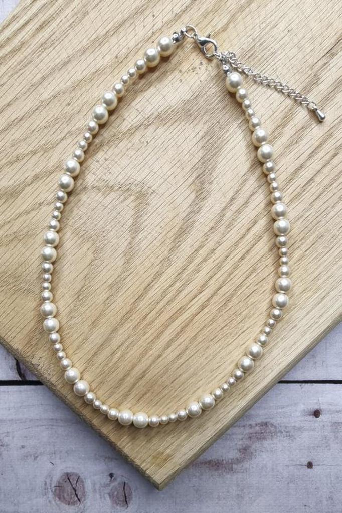 Faux Pearl Choker – Delicate Beaded Necklace for Women