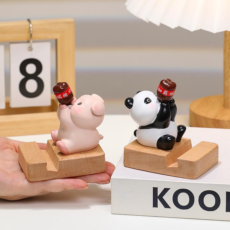 

Luxurious Cartoon Resin Phone Holder and Desk Ornament