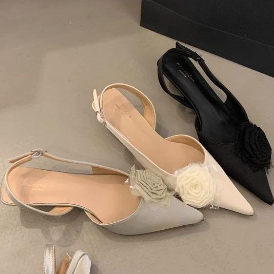 Fairy Wind Gentle Flower Pointed Sandals Women Wear 2025 Spring New Elegant Shallow Mouth Bag Head Thin Heel Shoes