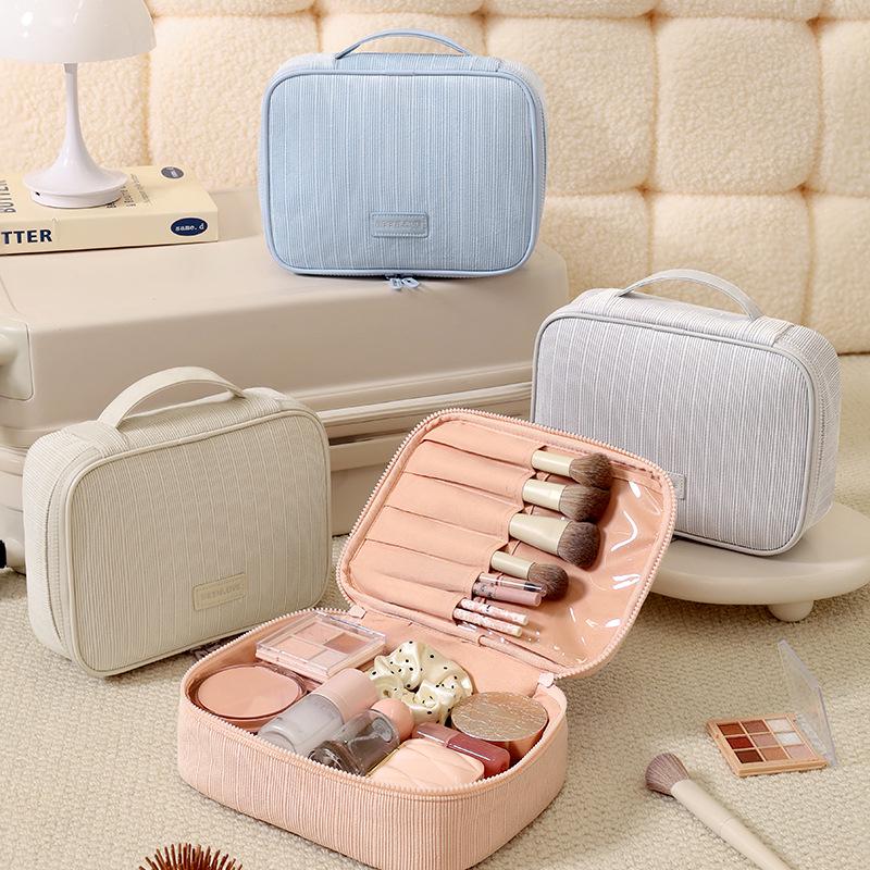 Large Capacity Travel Makeup & Toiletry Organizer Bag