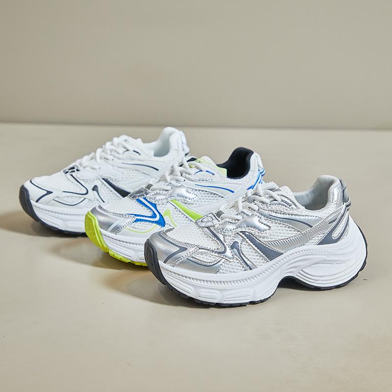 New Spring Women's Sneakers Luxury Designer Fashion Casual Sneakers White Breathable Tennis Shoes Low Top Vulcanized Shoes