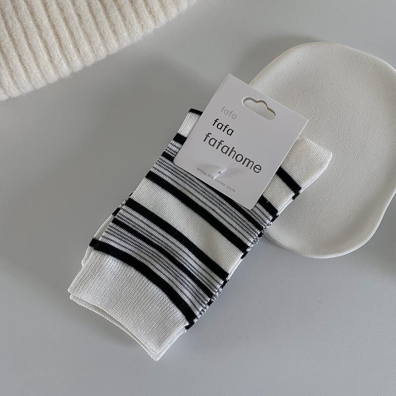 Striped Mid-Leg Socks Ceiling Xiaohongshu Exploration Store Recommended Colored Striped Mid-Length Socks Collection