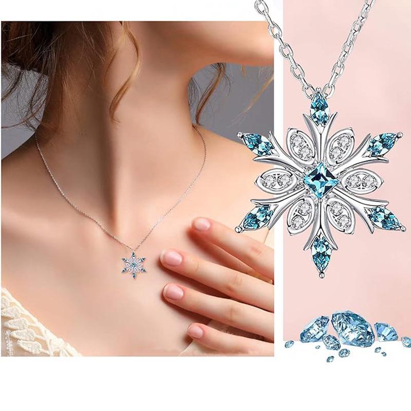 Winter Snowflake Necklace: Elegant Clavicle Chain for Sweaters in Korean Style.