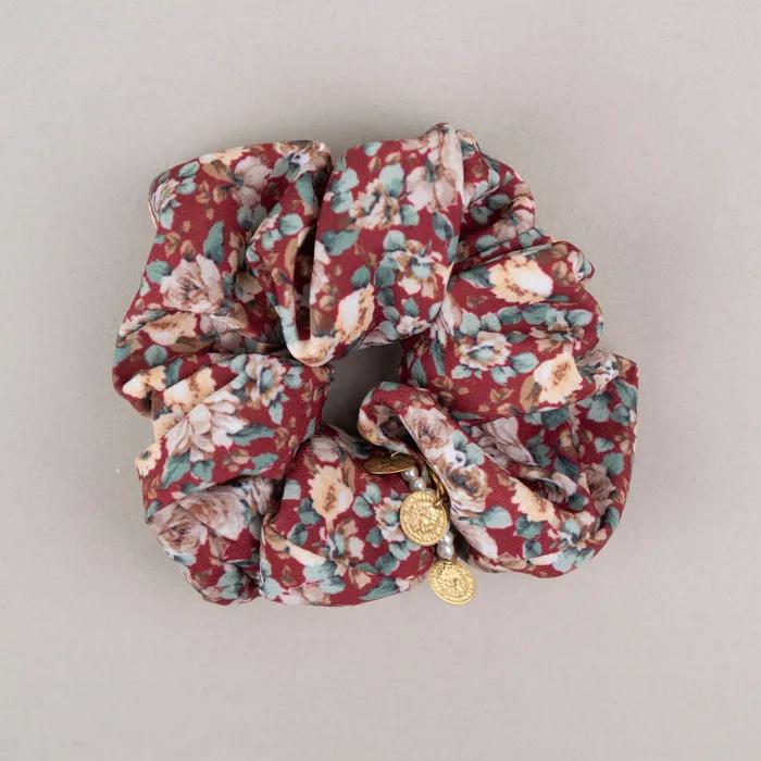 Fleur De Pearl Scrunchie _ Burgundy