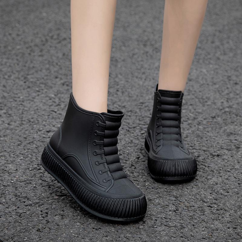 Velvet-Lined Women's Outdoor Short Waterproof Non-Slip Fashionable Rubber Rain Boots with Thick Soles