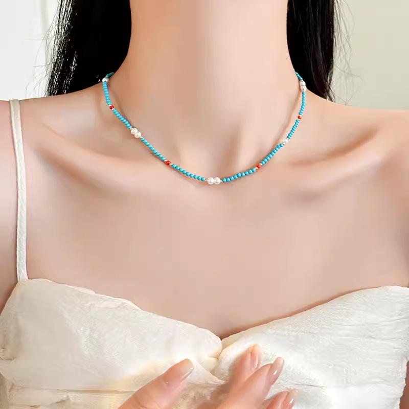 Turquoise and Red Agate Beaded Pearl Necklace - A Unique, French-style, Retro and Luxurious Choker Chain
