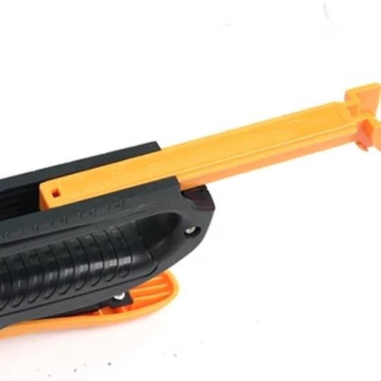 TOLESA Heavy Duty Staple Gun Kit 4 in 1 Upholstery Manual Stapler Gun with 2000 Staples for Wood Carpentry Crafts Wall DIY