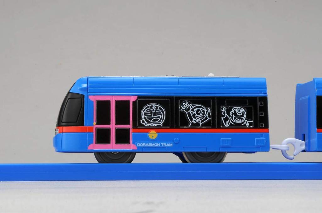 Takara Tomy "Plarail SC-06 Doraemon Tram" Train Toy for Ages 3 and Up, Meets Toy Safety Standards and ST Mark Certified