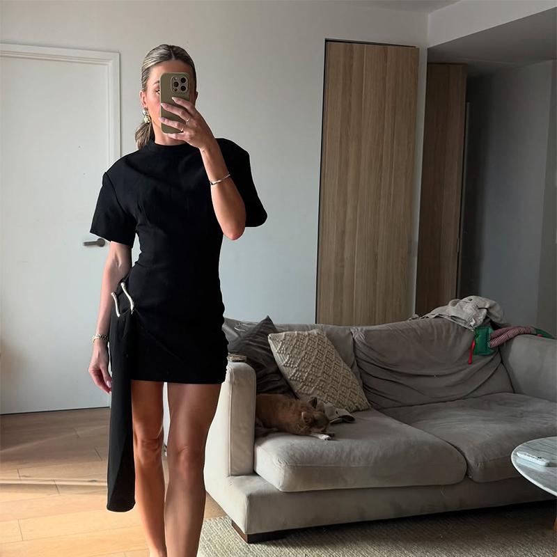 

Женское модное платье с металлической пряжкой, круглой горловиной и короткими рукавами, мини-платье, лето 2025 г., новинка M чёрный