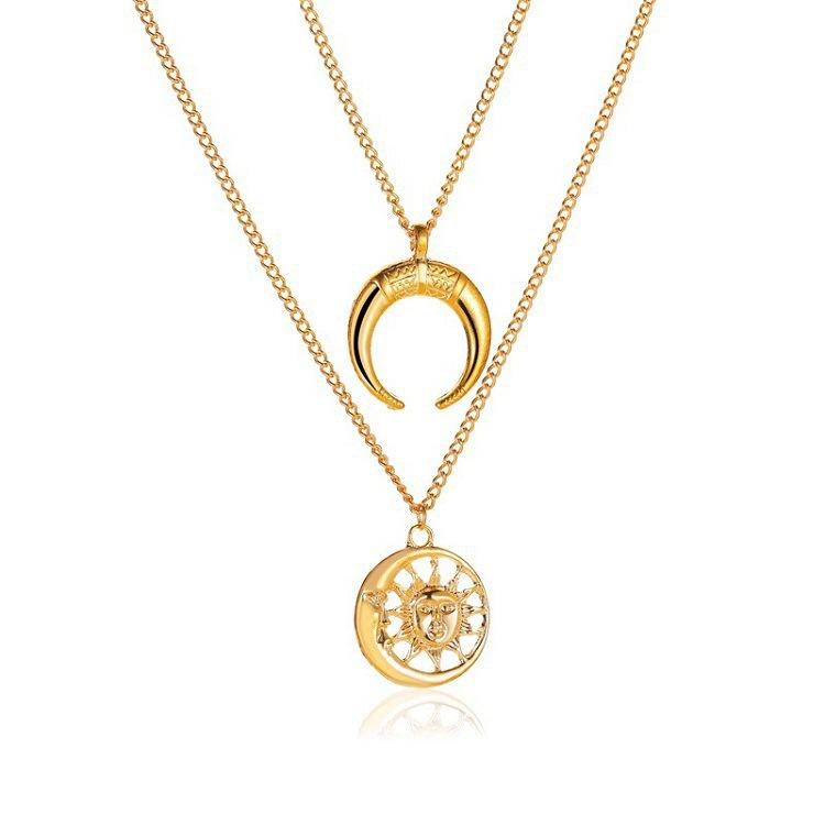 

Fashionable Retro Pendant Collarbone Necklace For Women One Size золотой