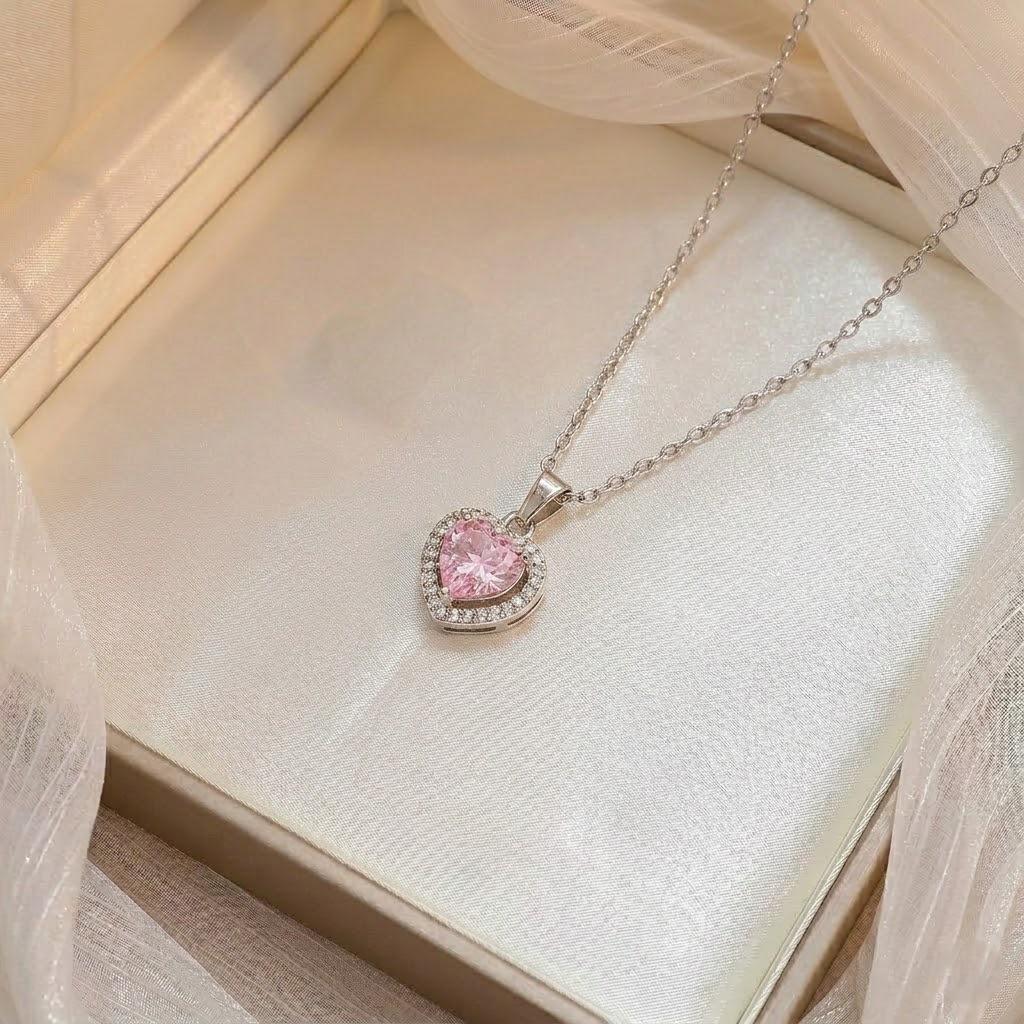 European & American Fashion Zircon Red Gem Heart Necklace