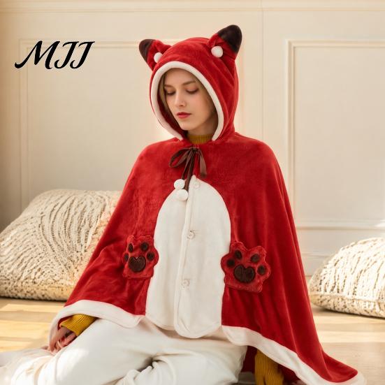 Soft Plush Cape Bat Blanket Hoodie for Adults, Cute Shark Fox Hooded Cape, Warm Wearable Cozy Halloween Cosplay Home Loungewear Themed