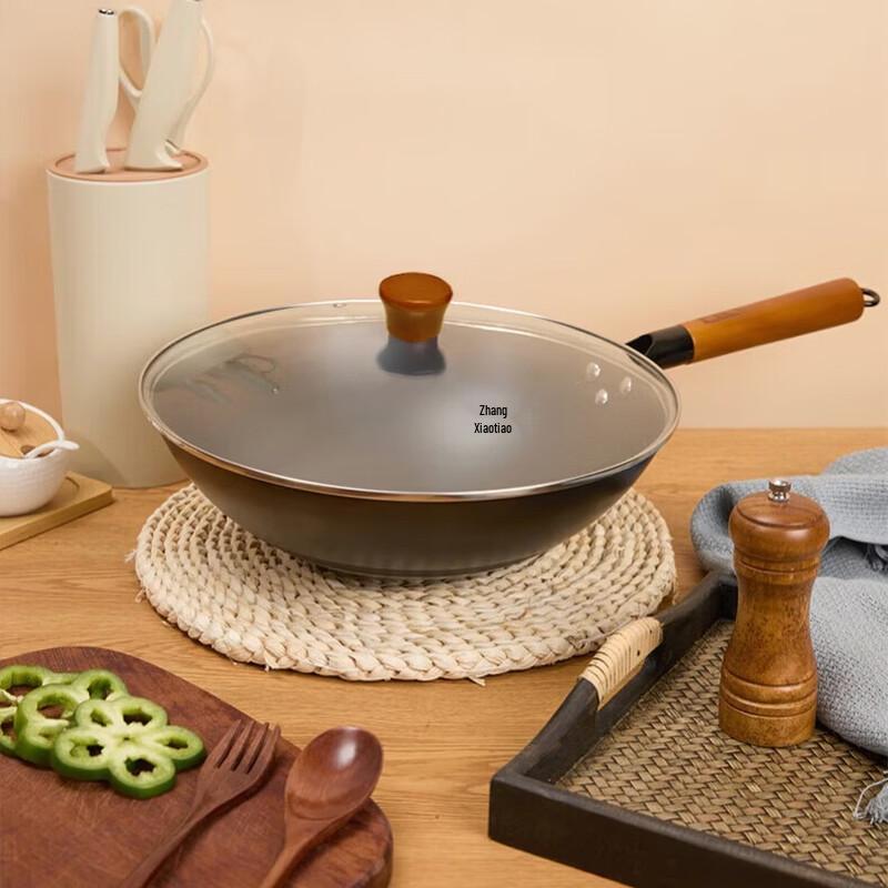 Zhang Xiao Quan Refined Iron Stir-Fry Wok with Lid