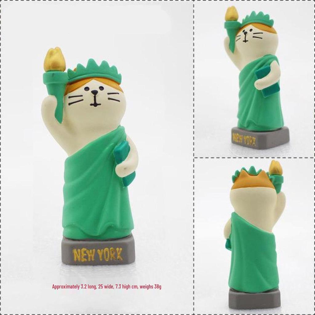 Statue of Liberty Cat Resin Miniature: World Traveler Series