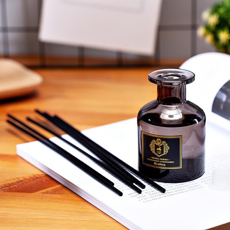 Large Capacity Rattan Aromatherapy Air Freshener - Deodorizing and Fragrance-free Fireless Design