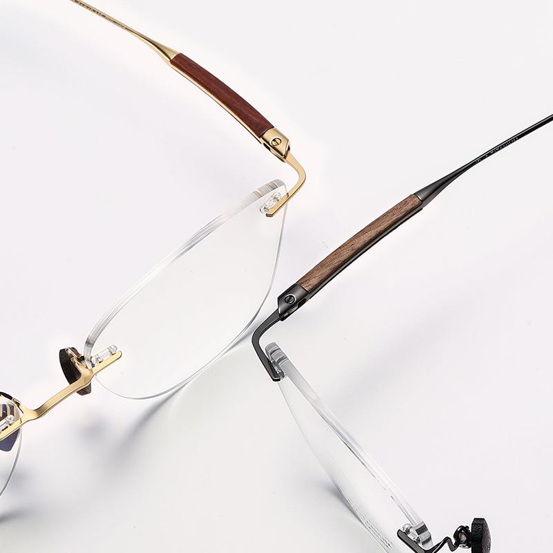 Frameless Sandalwood Glasses: Pure Titanium Butterfly Frames with Myopia-Ready Flat Lenses