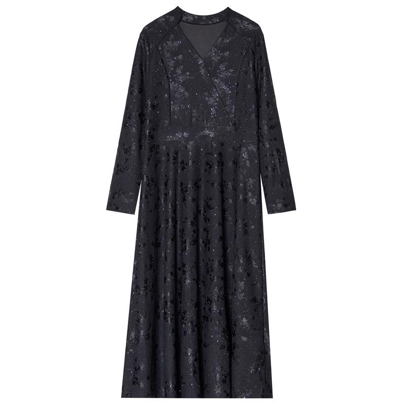 2026 Spring Plus Size Women's V-Neck Long Sleeve Slimming Wide Hem Dress