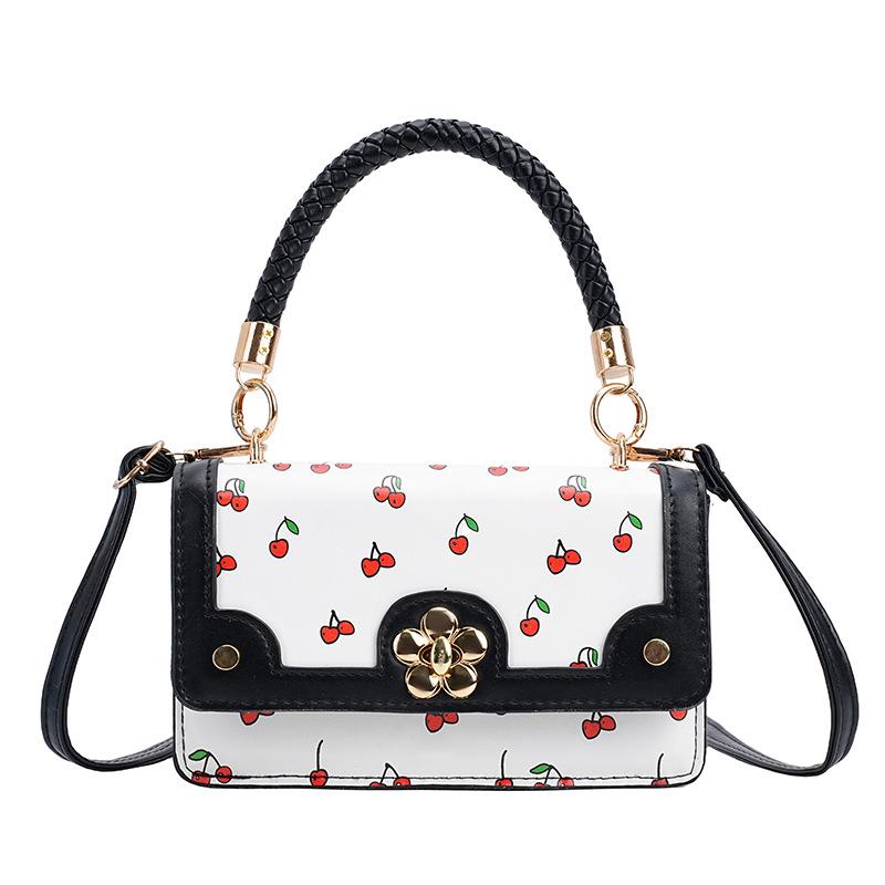 

Premium texture fashion handbag women s spring and summer 2 new trendy niche messenger bag versatile small square bag чёрный