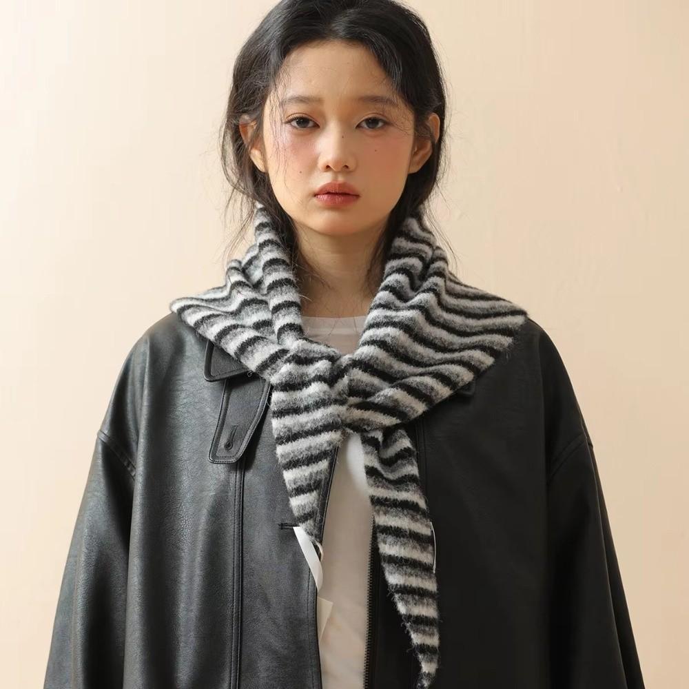 Warm Shawl Scarf Versatile Knitted Scarf Knitted Triangle Hijab Winter Season Women Headscarf