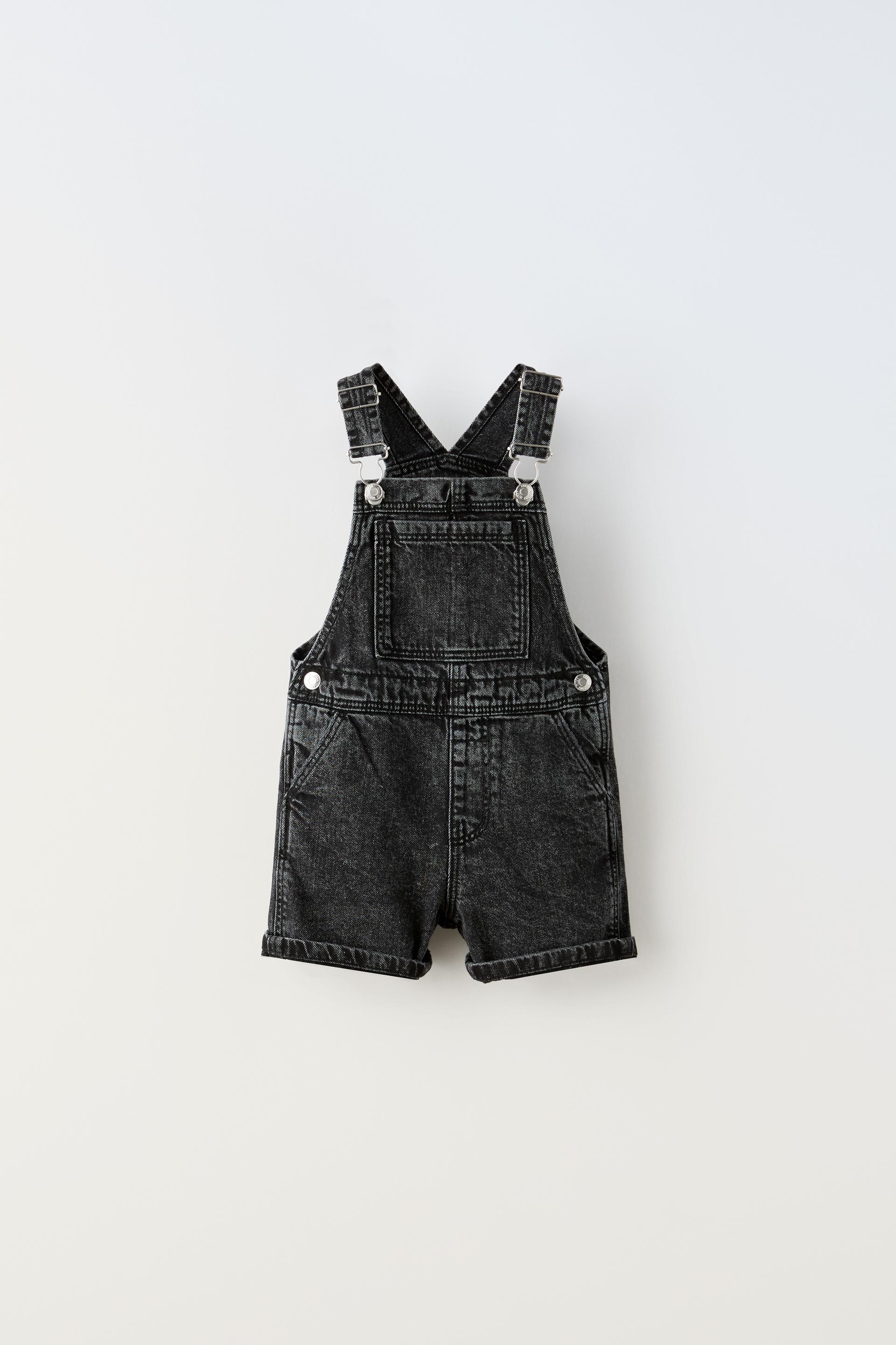 

КОРОТКИЕ ДЖИНСОВЫЕ КОМБИНЕЗОНЫ