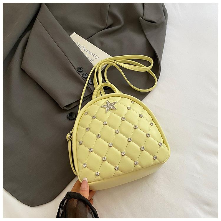 

Korean version of fashion rhombus chain bag women s 2025 new fashion literary style small backpack simple handbag
