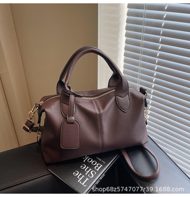 Casual simple handbag women's bag 2025 new retro solid color messenger bag large capacity pillow bag