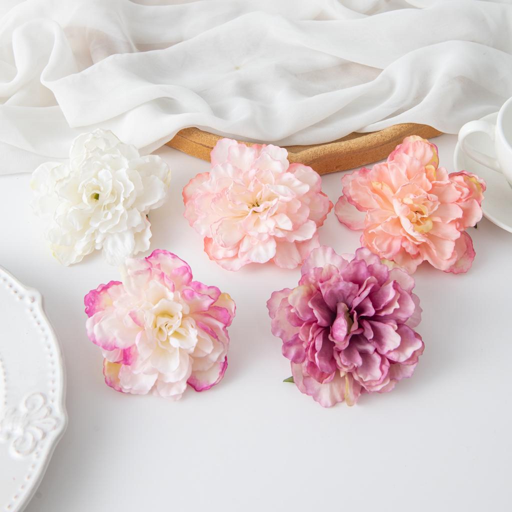 100 Stück Künstliche Pfingstrosen Hochzeit Brautparty Weihnachten Heimdekoration Gartenbögen DIY Geschenkbox Heißer Verkauf Blumenkopf