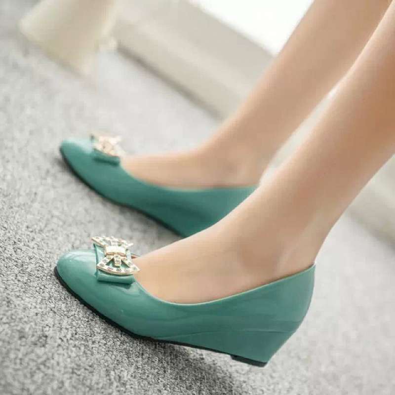 2025 Korean Version of Spring and Autumn New Women's Leather Shoes Medium Heel Thick Heel OL High Heel Round Head Light Mouth Wedge Heel Shoes Single