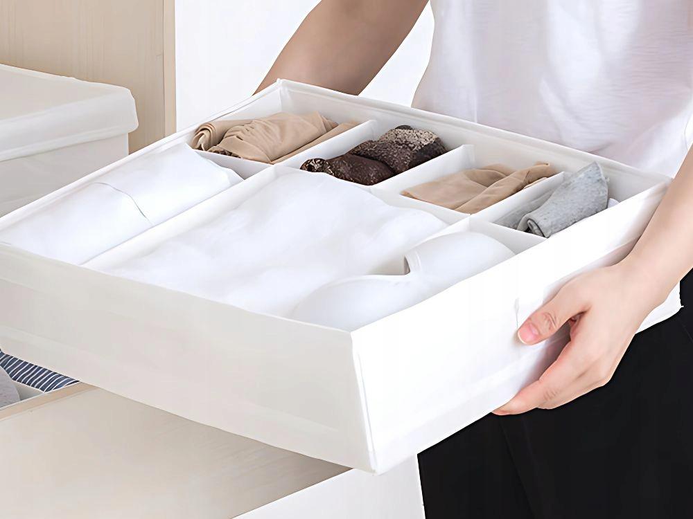 Box 7 31007 White (48)