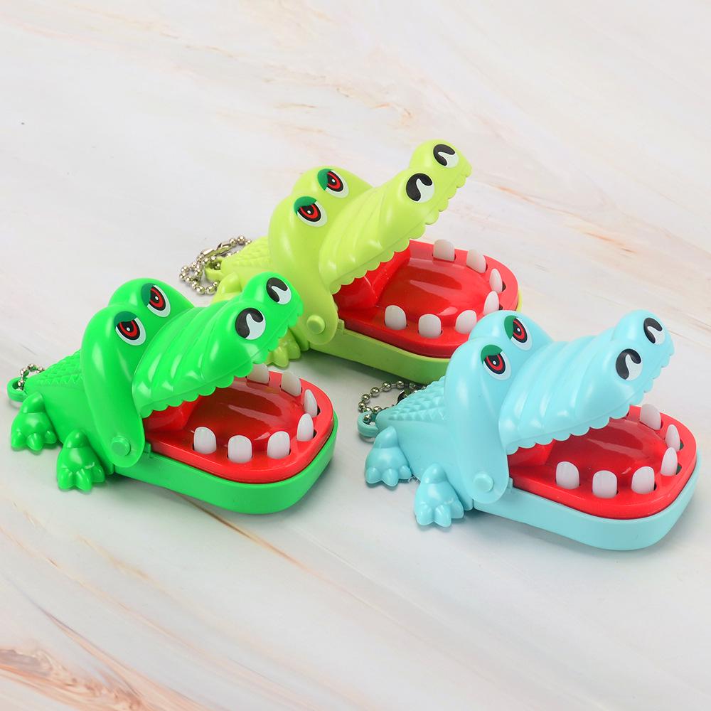 Children's Crocodile Bite Finger Toy Keychain - Cartoon Mini Game Pendant