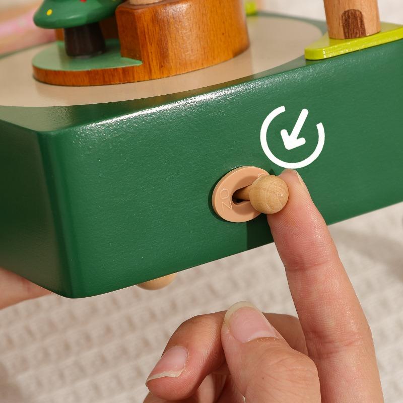 Christmas Music Box Beech Wood Healthy Musical Gift for Kids Adults Birthday Present Ornament Fine Workmanship Elegant Melody