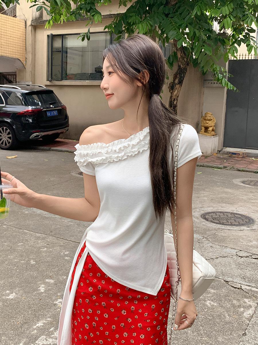 Korean pure desire slanted shoulder fungus edge design short-sleeved T-shirt women s summer new strap splicing top S белый