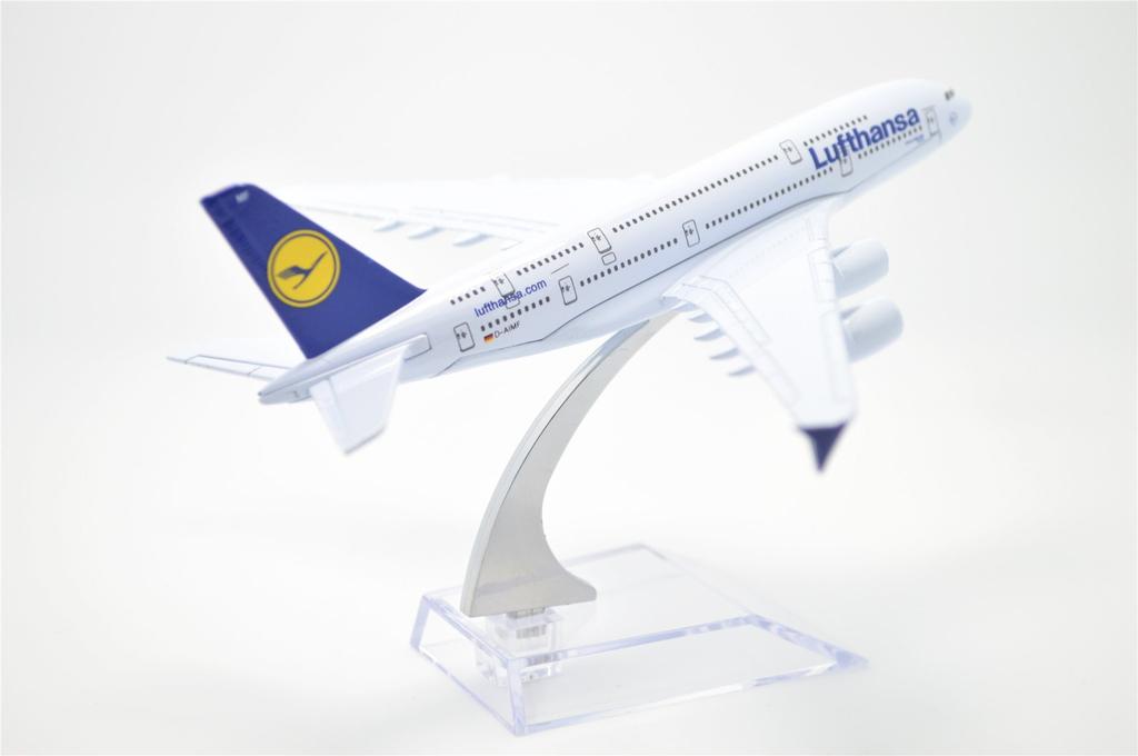 TANG DYNASTY 1/400 16cm Lufthansa Airlines Airbus A380 Alloy Airplane Model Toy