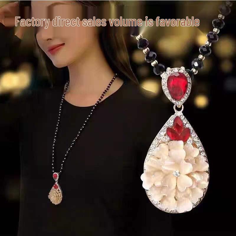 Crystal Pendant Sweater Necklace - Fashionable and Atmospheric Design