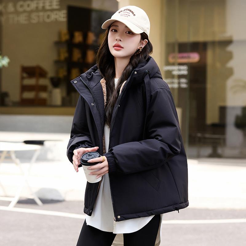 

Новая женская осенне-зимняя утолщенная парка, хлопковая одежда, свободная короткая с капюшоном. XXL чёрный