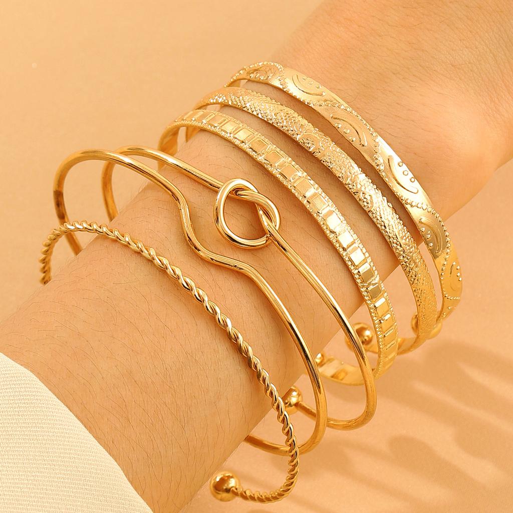 Vintage Mehrschichtiges Kettenarmband Set für Damen – Trendiger Europäischer Stil, Retro Minimalistischer Handschmuck, Grenzüberschreitende Heißverkauf Accessoires