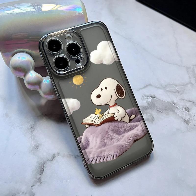 Funny Cartoon Snoopy Sleep Learn Phone Case For iPhone 17 16 15 14 13 12 11 Pro Max Plus Air Cute Black Clear Snoopy Star Cover