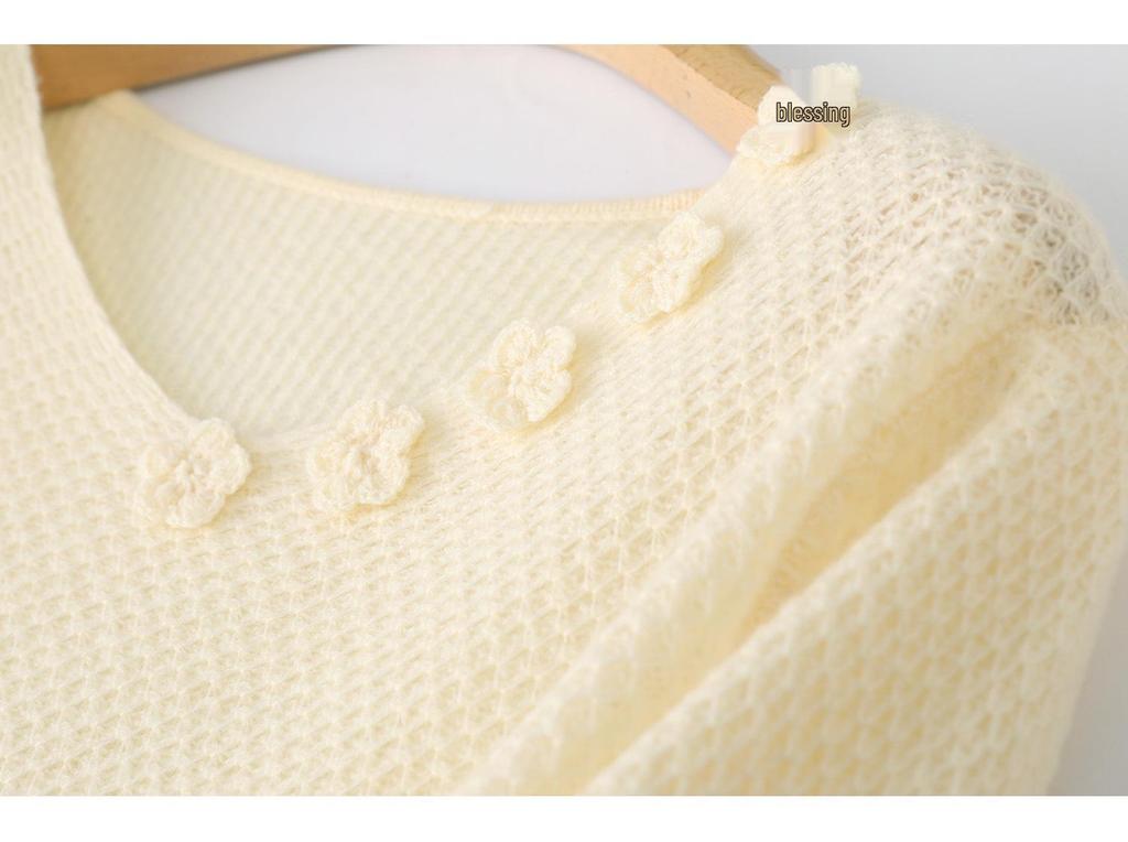Women's 3D Honeycomb Stitch V-Neck Wool Sweater, Long Sleeve Loose Crochet Knitwear
