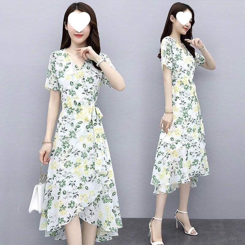 Elegant Floral Summer Dress for Women: Sophisticated, Socialite Style