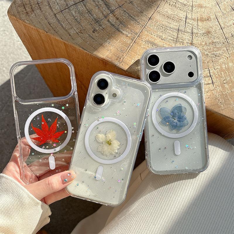 Transparent glitter mobile phone case for Iphone17 small fresh red maple leaf Apple 16Pro magnetic protective case