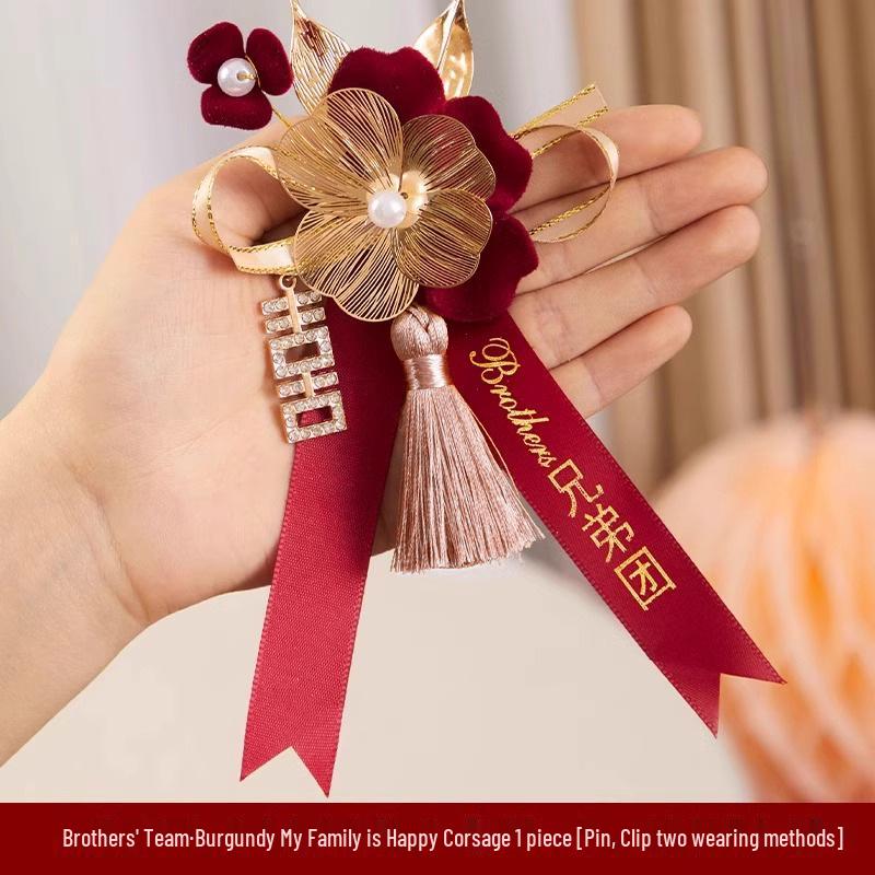 Komplettes Hochzeits-Ansteckblumen-Set für Braut, Bräutigam & Familie - Florale Accessoires vor der Hochzeit