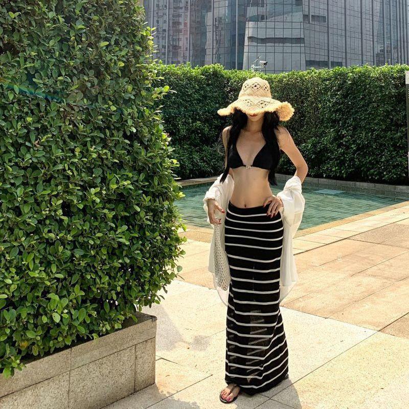 

Beach Vacation Style Set Women s White Sunscreen Shirt Early Hanging Neck Striped Waist Hugging Skirt Three Piece S