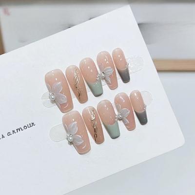 Unhas falsas – Pontas e unhas postiças