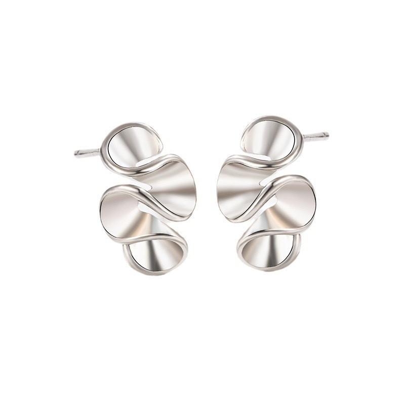 Geometric Pleated Milk Tea Flower Earrings for Women 2024 New Popular Lotus Leaf Edge Earrings